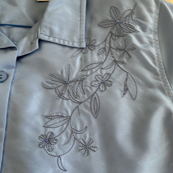 Lightweight jacket with pockets. Blue polyester - Picture 6 of 6